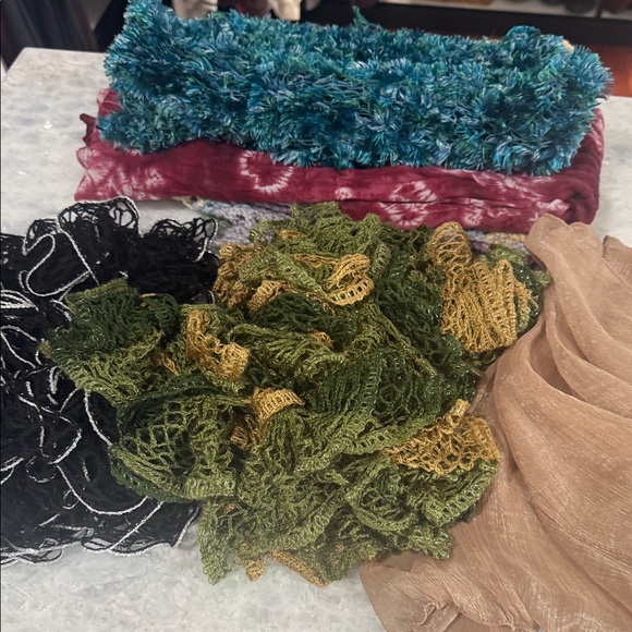 Colorful Patterned Scarves Collection - Picture 4 of 6